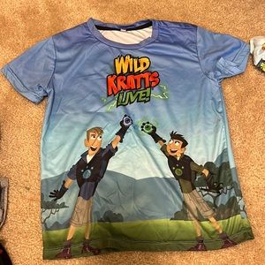 Boys Wild kratts shirt wore once size small fit my son that is 6years old